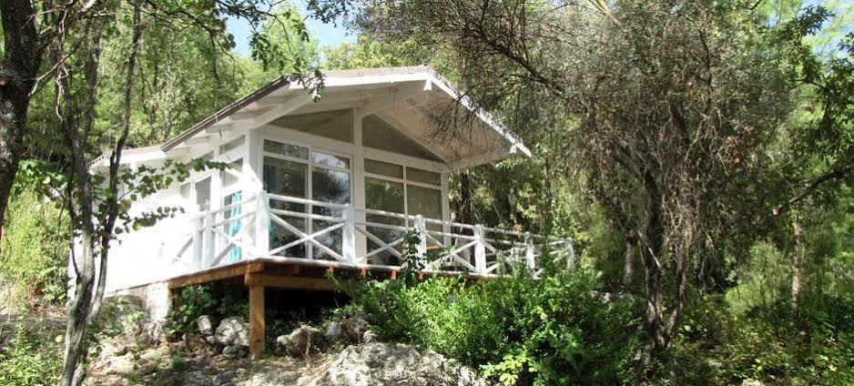 Hotel Sakli Gol Evleri Karacaören Esterno foto