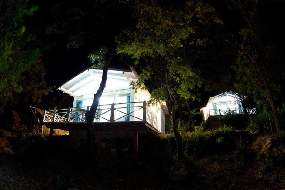 Hotel Sakli Gol Evleri Karacaören Esterno foto